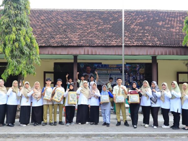 Apel Penutupan Kegiatan Kokurikuler SMAN 2 Tanggul Berlangsung Khidmat dan Meriah