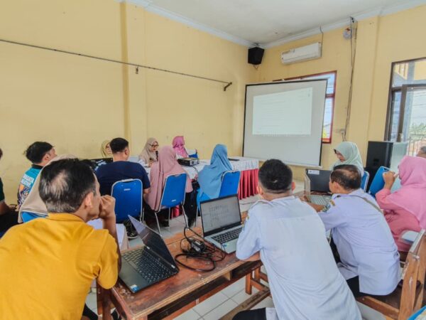 Review Hasil Upload Pelayanan Publik PEKPPP, SMAN 2 Tanggul dan SMAN 1 Tanggul Perkuat Komitmen Tingkatkan Kualitas Layanan
