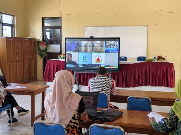 SMAN 2 Tanggul Berpartisipasi Aktif dalam Coaching Clinic PEKPPP Satuan Pendidikan
