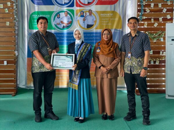 SMAN 2 Tanggul Hadir di Kantor BPJS Jember, Viona Terima Penghargaan Juara 2 Duta Muda 2026