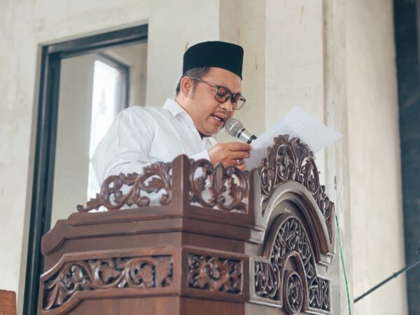 Semangat Kemerdekaan Menggema di SMAN 2 Tanggul, Ustadz Muhtadin, S.Pd Ajak Murid Meneladani Perjuangan Nabi Musa AS