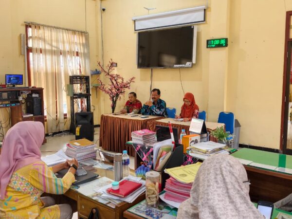 Pelayanan Pendidikan Tetap Maksimal, SMAN 2 Tanggul Optimalkan Pembelajaran Daring